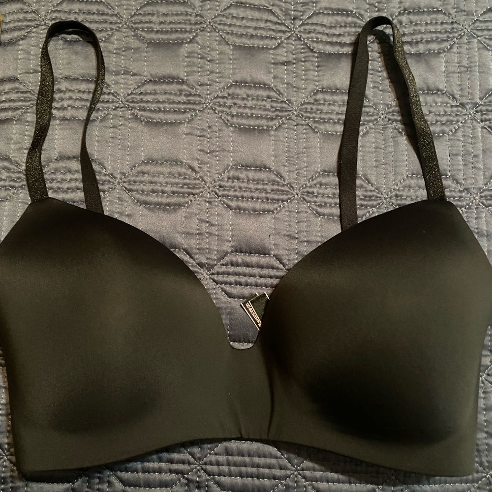 Victoria Secret T-shirt bra